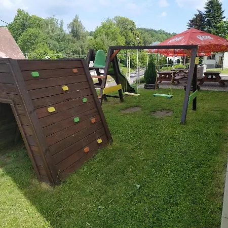 Otel Centrum Pro Vzdelavani A Kulturu *