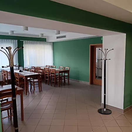 Centrum Pro Vzdelavani A Kulturu Otel Novy Oldrichov